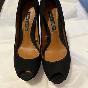 Zara Black Classic platform Heels 37